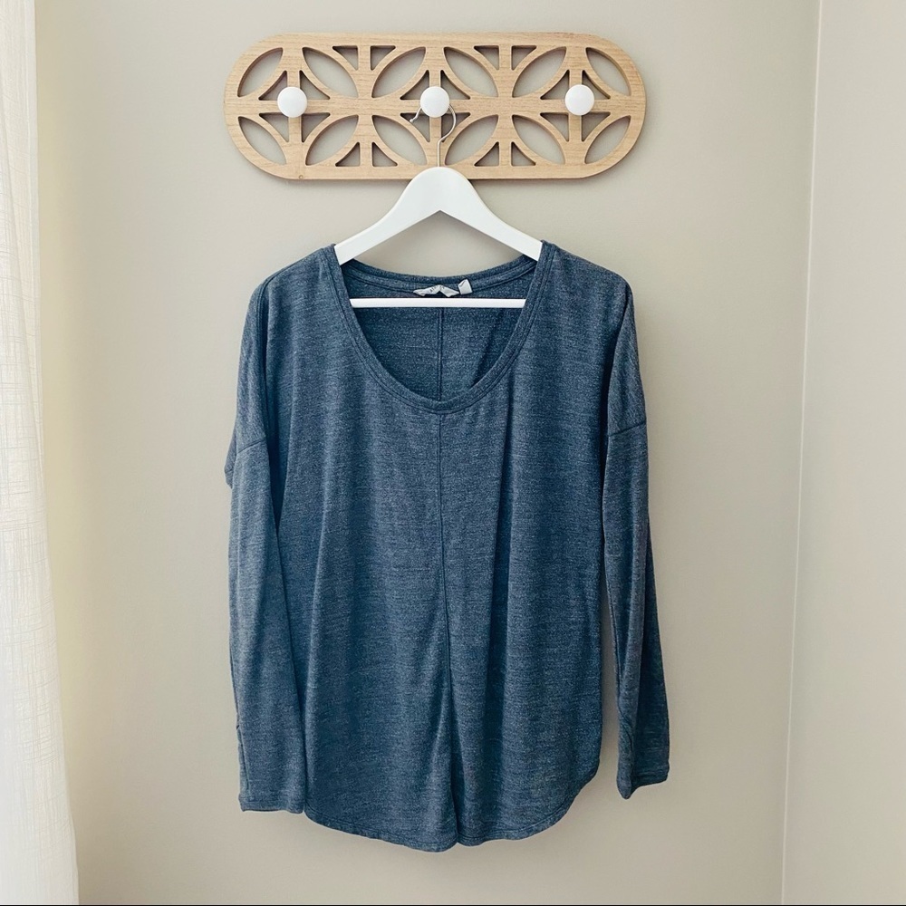 Athleta Long Sleeve Top Gray Sz Small